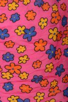 Foulard femme rose en soie motif fleurs multicolores